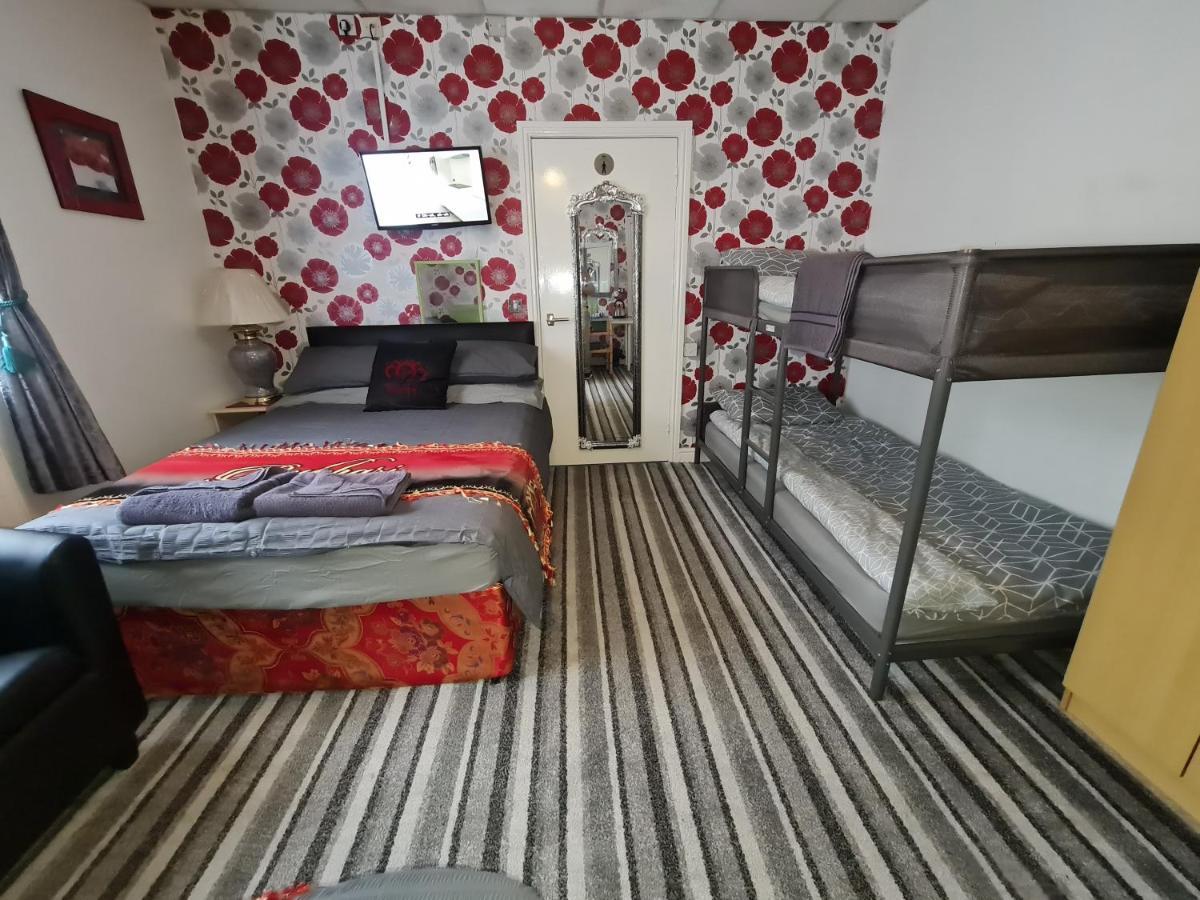Bukhari Hotel Blackpool Esterno foto