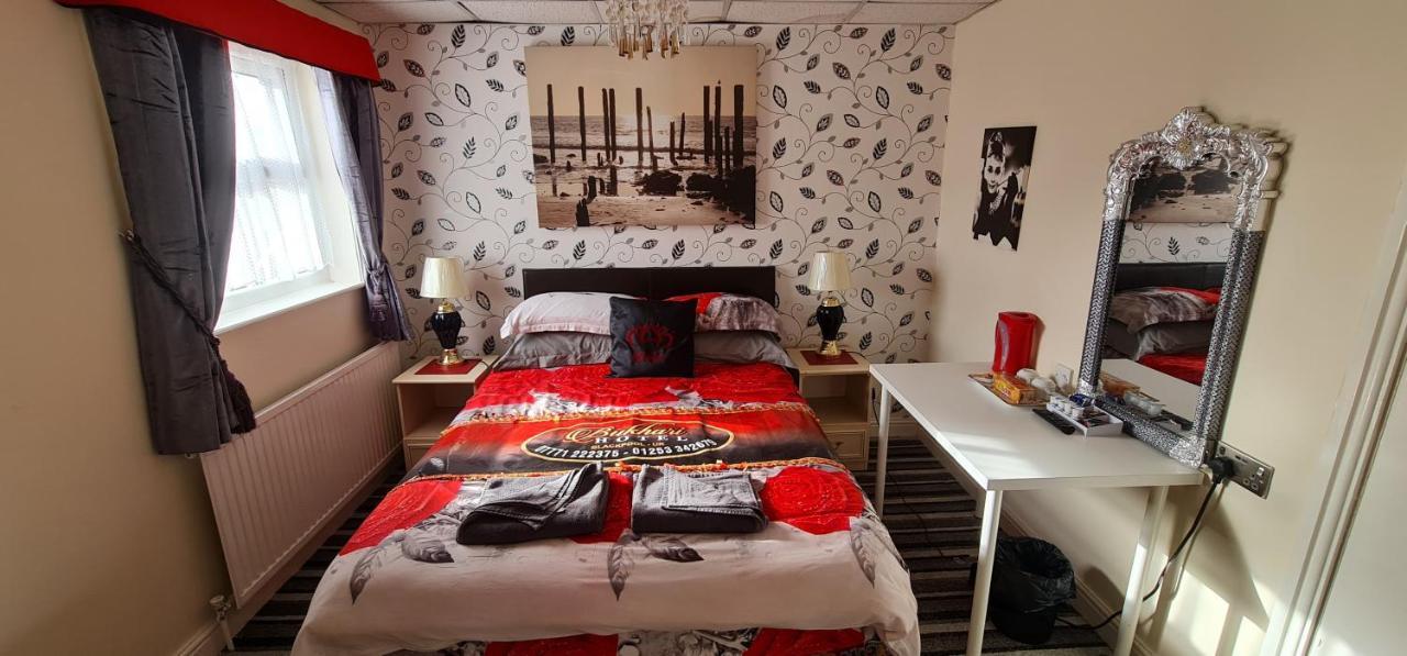Bukhari Hotel Blackpool Esterno foto