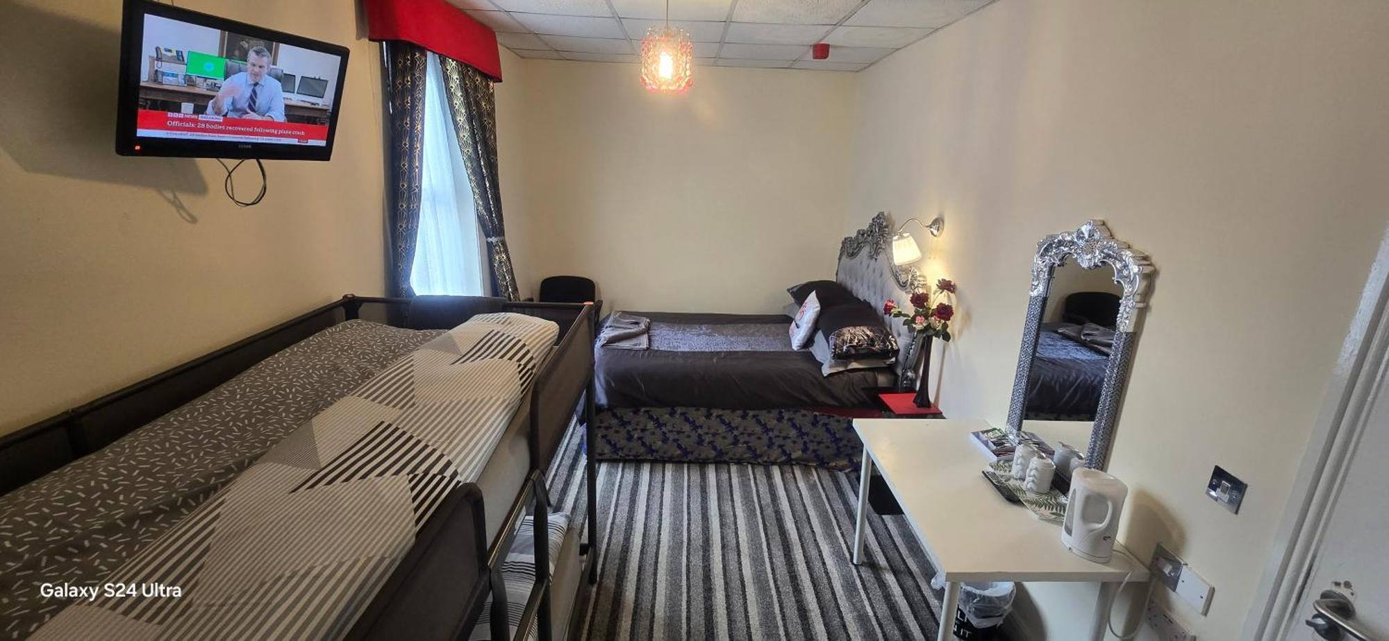 Bukhari Hotel Blackpool Esterno foto