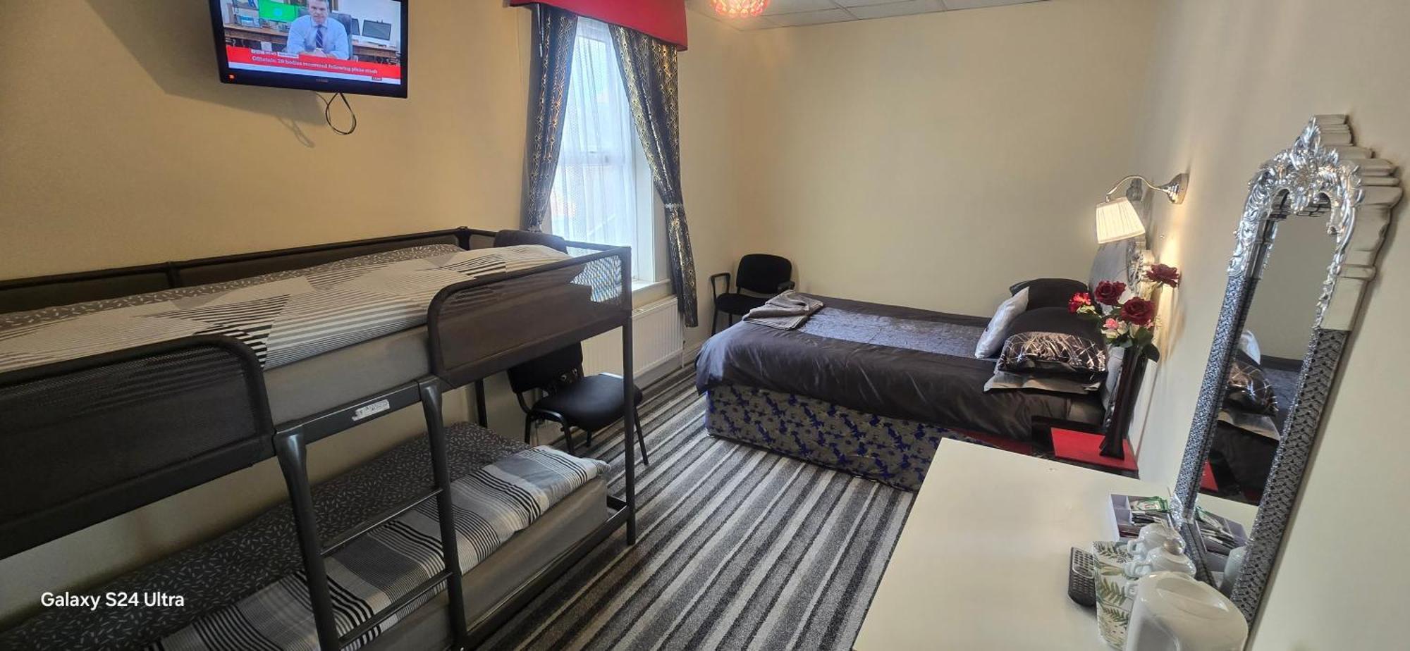 Bukhari Hotel Blackpool Esterno foto