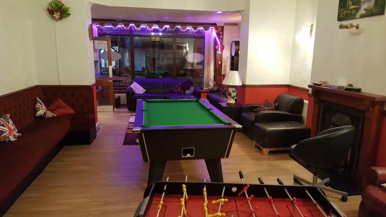 Bukhari Hotel Blackpool Esterno foto