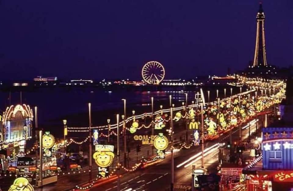 Bukhari Hotel Blackpool Esterno foto