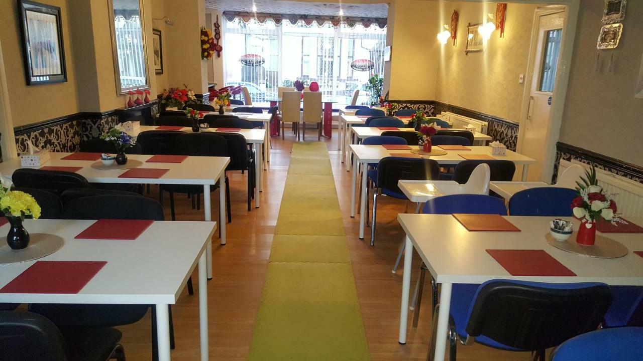 Bukhari Hotel Blackpool Esterno foto